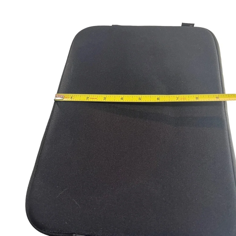 4/$24 Incase Protective Sleeve Black Laptop Bag‎